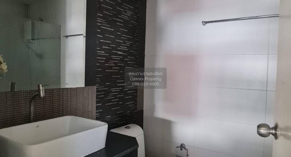 Casa adosada en venta de 3 habitaciones en Mueang Nonthaburi, Nonthaburi