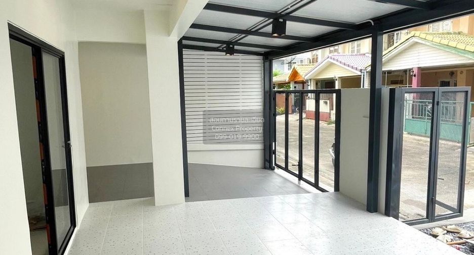 Reihenhaus zum Kauf mit 3 Zimmer in Bang Yai, Nonthaburi