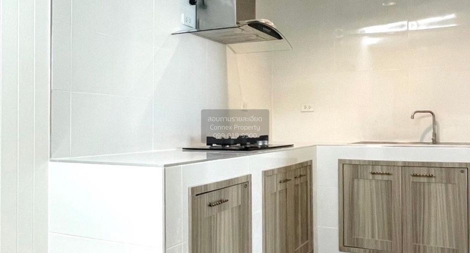 Reihenhaus zum Kauf mit 3 Zimmer in Bang Yai, Nonthaburi