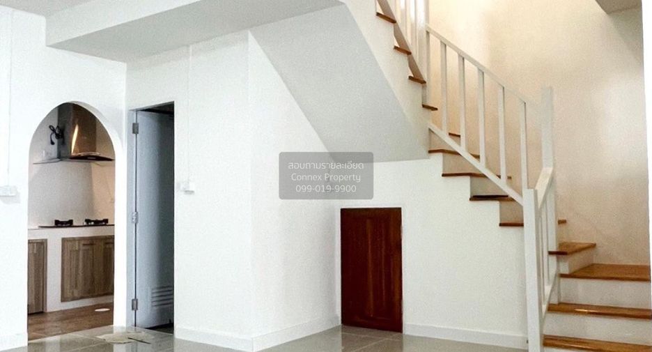 Reihenhaus zum Kauf mit 3 Zimmer in Bang Yai, Nonthaburi