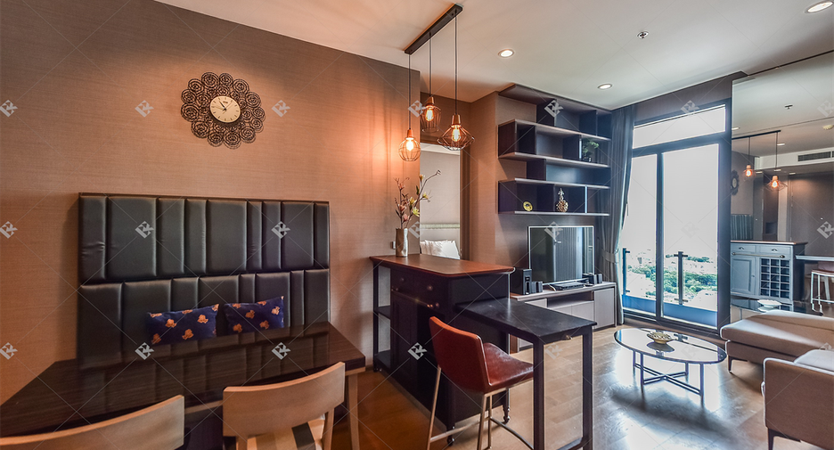 Condo en alquiler de 3 habitaciones en Sathon, Bangkok