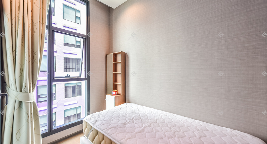 Condo en alquiler de 3 habitaciones en Sathon, Bangkok