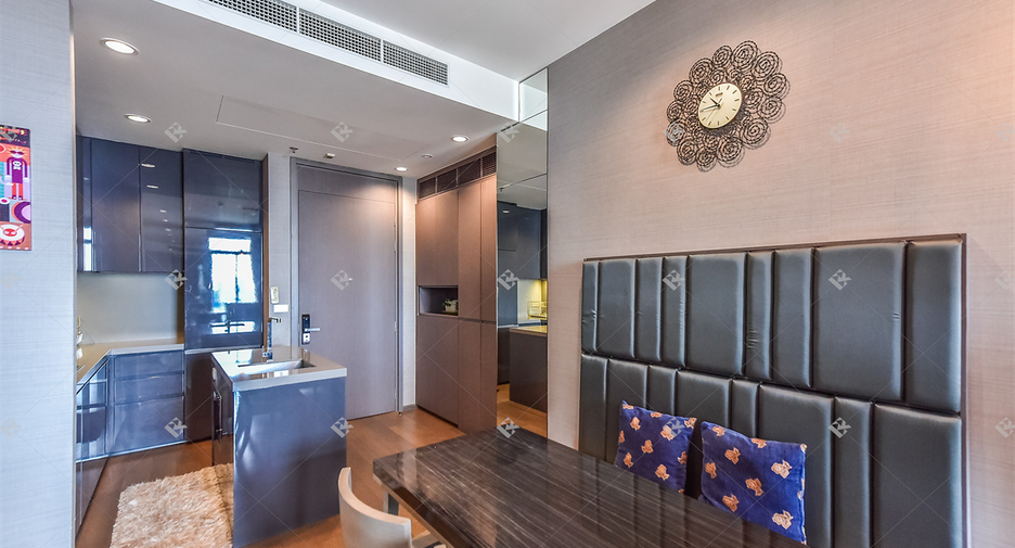 Condo en alquiler de 3 habitaciones en Sathon, Bangkok