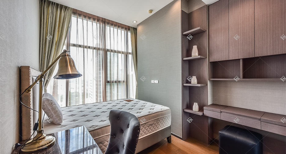 Condo en alquiler de 3 habitaciones en Sathon, Bangkok