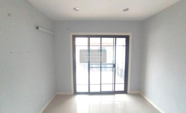 Reihenhaus zum Kauf mit 3 Zimmer in Bang Bua Thong, Nonthaburi