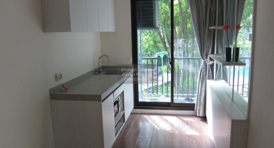 For sale 1 Beds condo in Bang Na, Bangkok