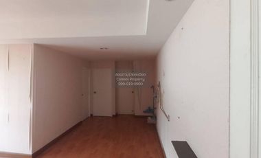 Продажа 2 спальни кондо в Банг Капи, Бангкок