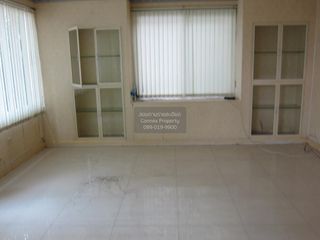 For sale 4 bedrooms house in Thanyaburi, Pathum Thani