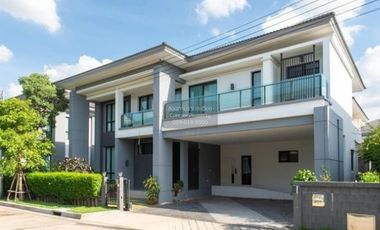 Casa en venta de 5 habitaciones en Bang Kruai, Nonthaburi