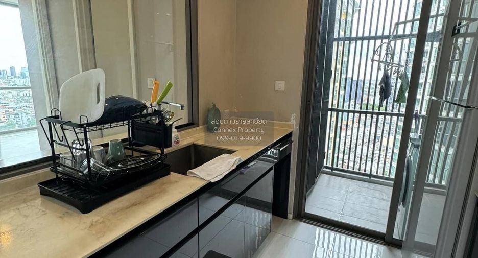 For sale 2 bedrooms condo in Khlong Toei, Bangkok
