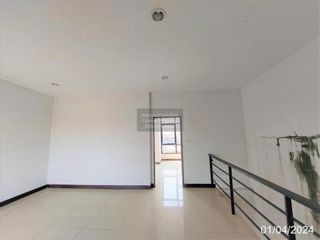 Casa adosada en venta de 2 habitaciones en Mueang Nonthaburi, Nonthaburi