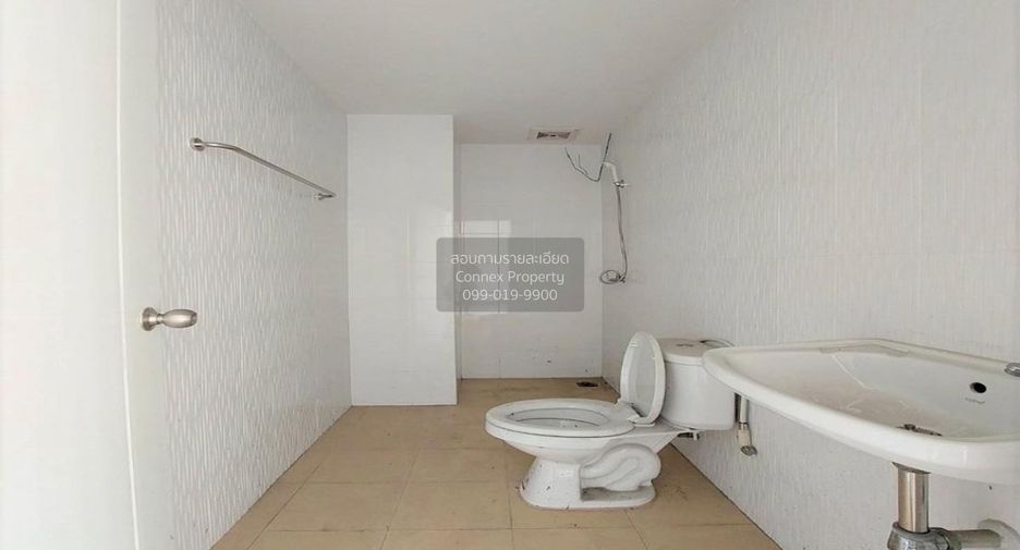 Casa adosada en venta de 2 habitaciones en Mueang Nonthaburi, Nonthaburi