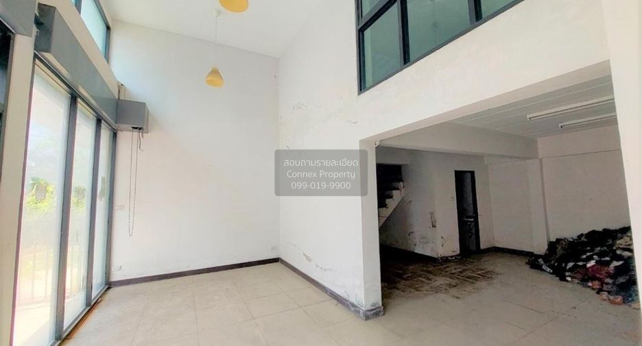 Casa adosada en venta de 2 habitaciones en Mueang Nonthaburi, Nonthaburi