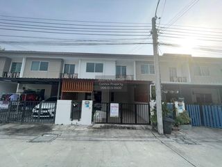 出售 3 卧室 联排别墅 在 Sai Noi, Nonthaburi