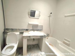 出售 3 卧室 联排别墅 在 Sai Noi, Nonthaburi