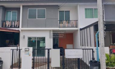 For sale 3 bedrooms townhouse in Sai Noi, Nonthaburi