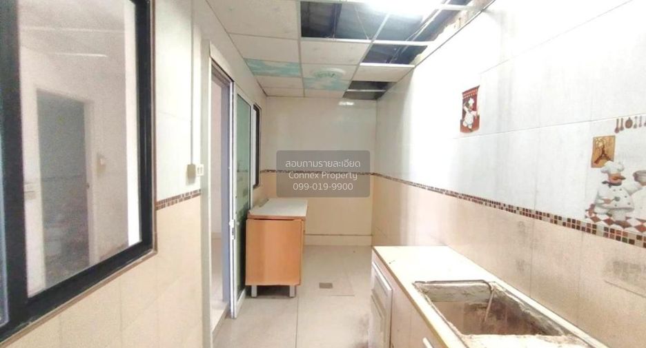 Reihenhaus zum Kauf mit 3 Zimmer in Bang Yai, Nonthaburi