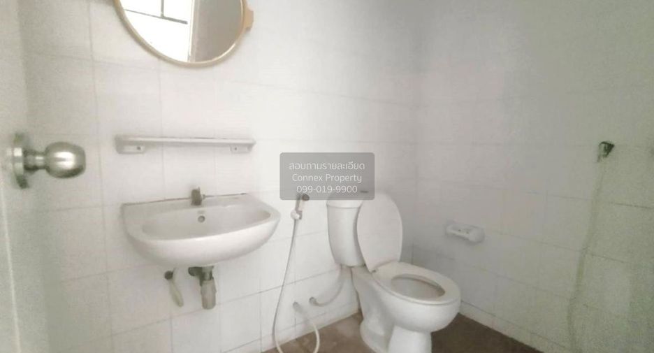 Reihenhaus zum Kauf mit 3 Zimmer in Bang Yai, Nonthaburi