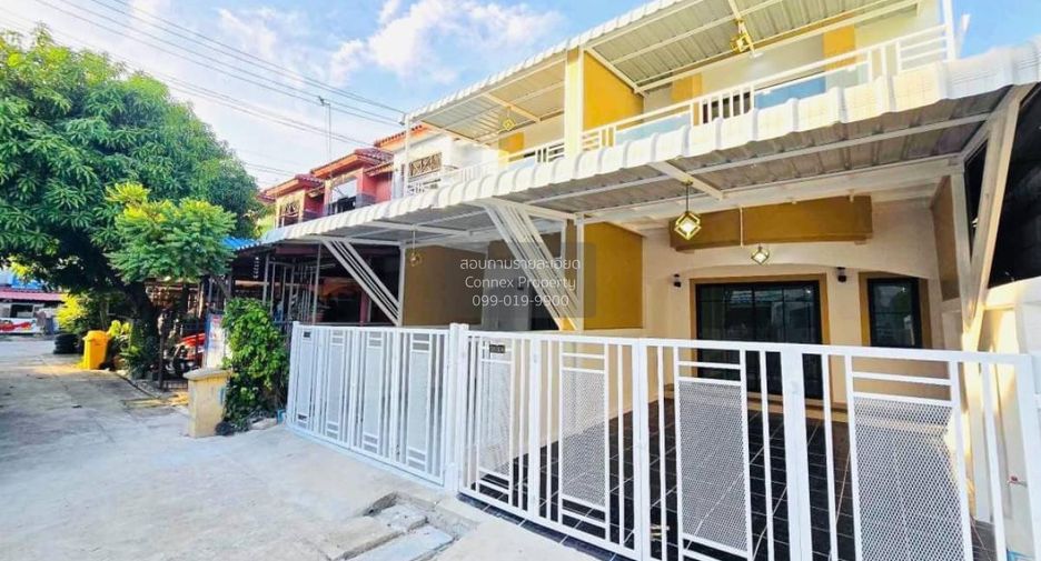 出售 2 卧室 联排别墅 在 Sai Noi, Nonthaburi
