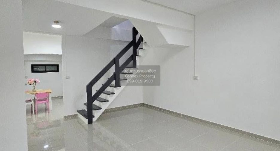 出售 2 卧室 联排别墅 在 Sai Noi, Nonthaburi