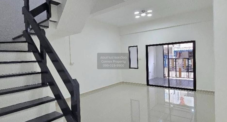 出售 2 卧室 联排别墅 在 Sai Noi, Nonthaburi