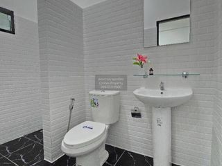 出售 2 卧室 联排别墅 在 Sai Noi, Nonthaburi