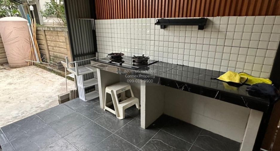 出售 4 卧室 独立屋 在 Khlong Sam Wa, 曼谷