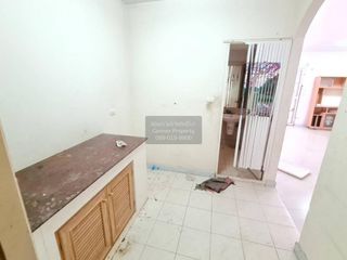 出售 3 卧室 联排别墅 在 Bang Phli, Samut Prakan