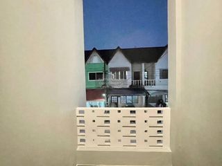 À vendre 2 chambres maison de ville à Bang Bua Thong, Nonthaburi