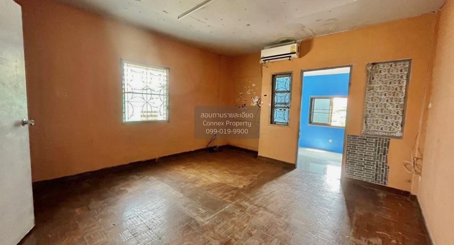 Casa adosada en venta de 3 habitaciones en Khan Na Yao, Bangkok