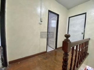 Casa adosada en venta de 3 habitaciones en Khan Na Yao, Bangkok