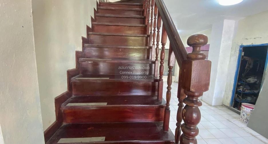 Casa adosada en venta de 3 habitaciones en Khan Na Yao, Bangkok
