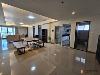 For rent 3 ベッドルーム condo in Bang Kho Laem, Bangkok