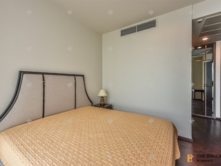 For rent 1 bed condo in Phaya Thai, Bangkok