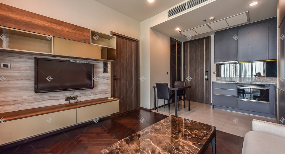 For rent 1 bed condo in Phaya Thai, Bangkok