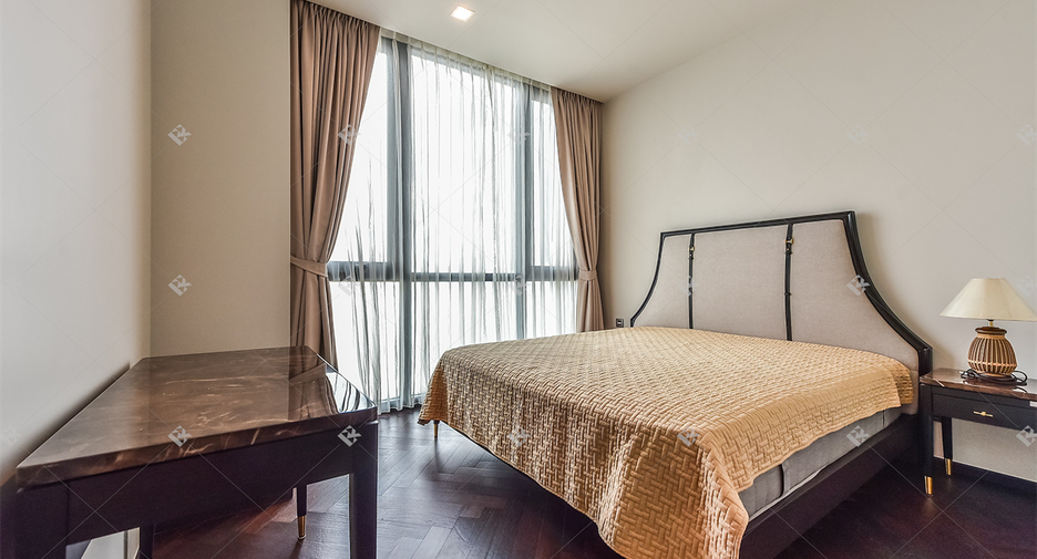 For rent 1 bed condo in Phaya Thai, Bangkok