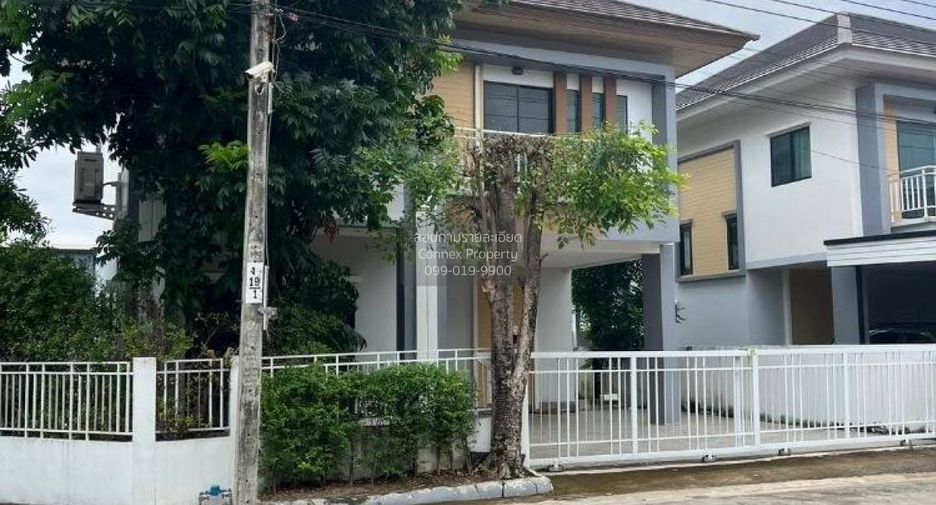 Casa en venta de 4 habitaciones en Lat Krabang, Bangkok