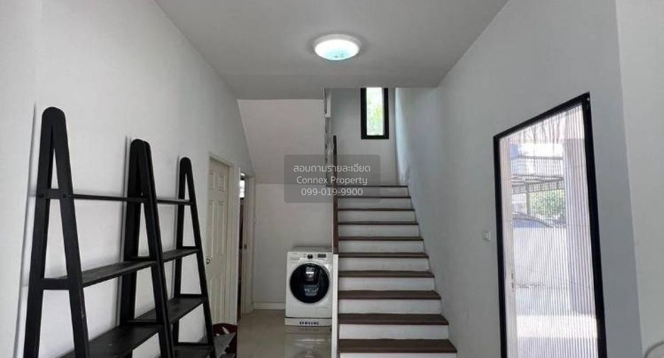 Casa en venta de 4 habitaciones en Lat Krabang, Bangkok