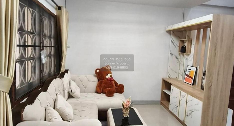 Reihenhaus zum Kauf mit 2 Zimmer in Khlong Sam Wa, Bangkok