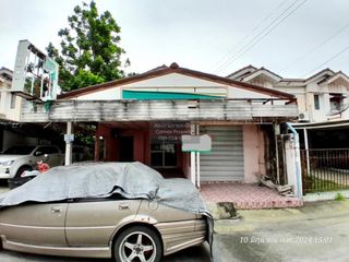 À vendre 3 chambres maison à Lat Krabang, Bangkok
