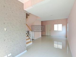 出售 3 卧室 联排别墅 在 Khlong Luang, Pathum Thani
