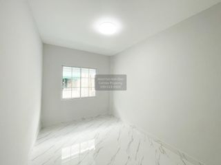 出售 3 卧室 联排别墅 在 Khlong Luang, Pathum Thani