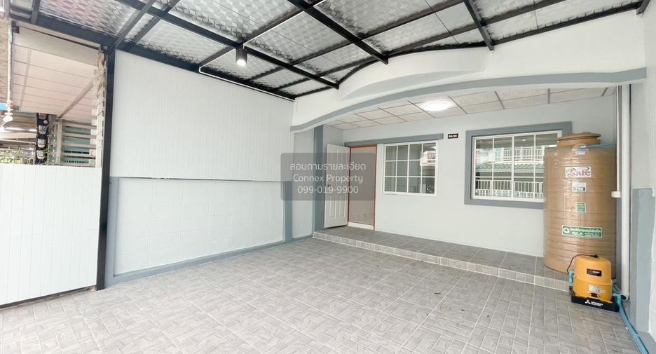 出售 3 卧室 联排别墅 在 Khlong Luang, Pathum Thani