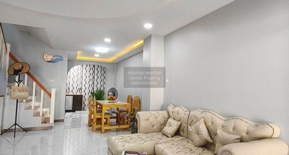 Reihenhaus zum Kauf mit 3 Zimmer in Khlong Sam Wa, Bangkok