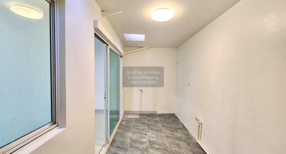 Reihenhaus zum Kauf mit 3 Zimmer in Chom Thong, Bangkok