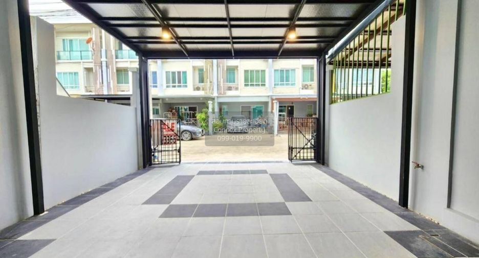Reihenhaus zum Kauf mit 3 Zimmer in Chom Thong, Bangkok