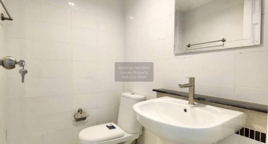 Reihenhaus zum Kauf mit 3 Zimmer in Chom Thong, Bangkok