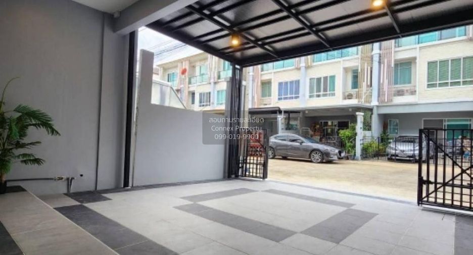 Reihenhaus zum Kauf mit 3 Zimmer in Chom Thong, Bangkok