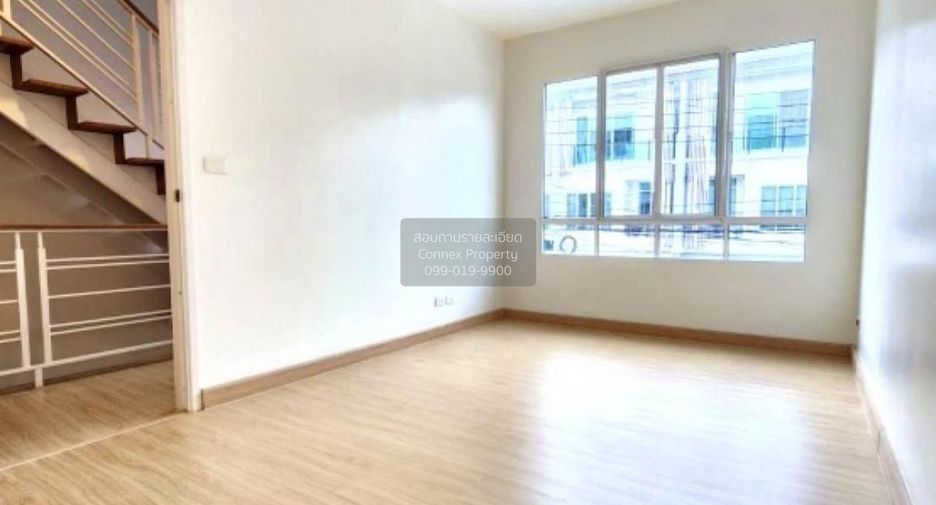 Reihenhaus zum Kauf mit 3 Zimmer in Chom Thong, Bangkok