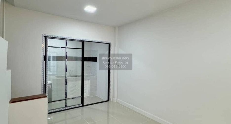 À vendre 3 chambres maison de ville à Bang Bua Thong, Nonthaburi
